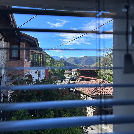 Casa Con Vistas A La Montana, Cerca A La Costa Entre Arriondas Y Ribadesella Casa de Férias