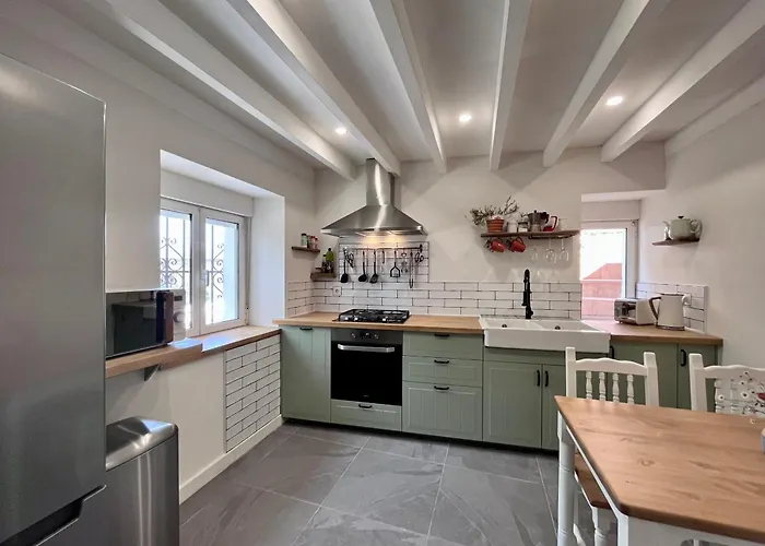 Casa Con Vistas A La Montana, Cerca A La Costa Entre Arriondas Y Ribadesella *