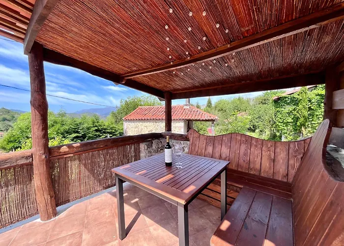 Casa Con Vistas A La Montana, Cerca A La Costa Entre Arriondas Y Ribadesella Holiday home